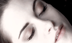 delicateswn-deactivated20160811:  It seemed too dangerous to be human — just begging