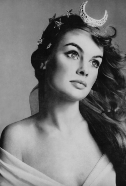 vintagegal:  Jean Shrimpton photographed