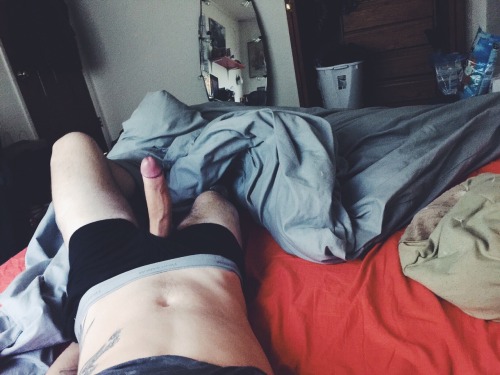 dumdumboi:  Messy room 👼