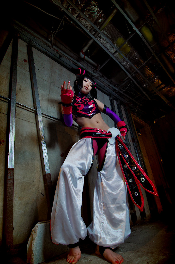 cavalier-renegade:  ko-zii:  【2015/03/21  Planear 笹塚廃墟】-04- ストリートファイターIV