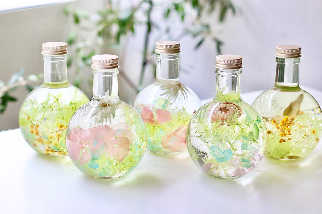 Garden in a Bottle | by flowerium_products - SAPERE AUDE