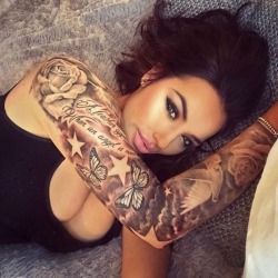 tattedbeautues:    Caitlin Mackay  