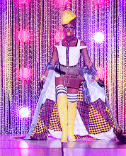 lesbianliteraryagent: Favourite Runways | Shea                   Couleé    