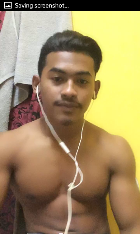 ammerkelate69:fadzliko:naufaazman:Str8 orang kota baru klate.. sedap dowhhOre KB meme sedap blako ha