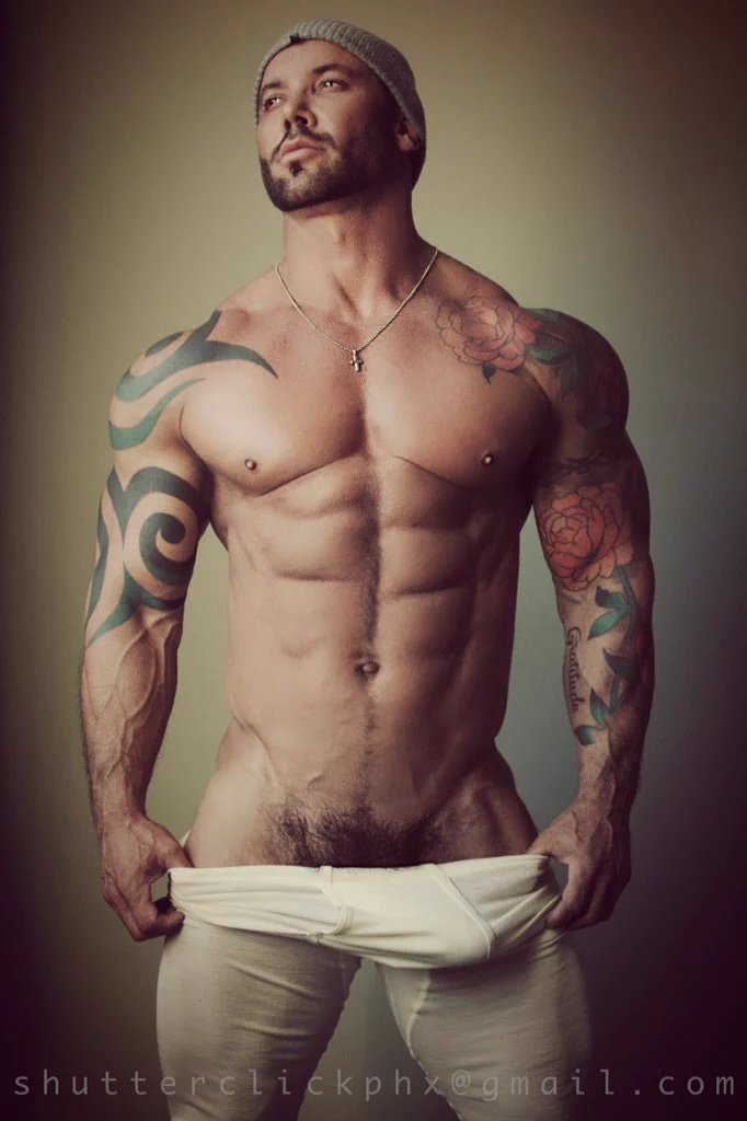 swiss-stallion:  via @achmadsaja17 from twitter. Please fav here: http://twitter.com/achmadsaja17/status/668415451358040064