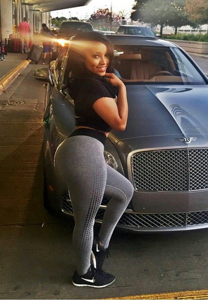 assinleggins:  Who cares about the car when you see an ass like that!