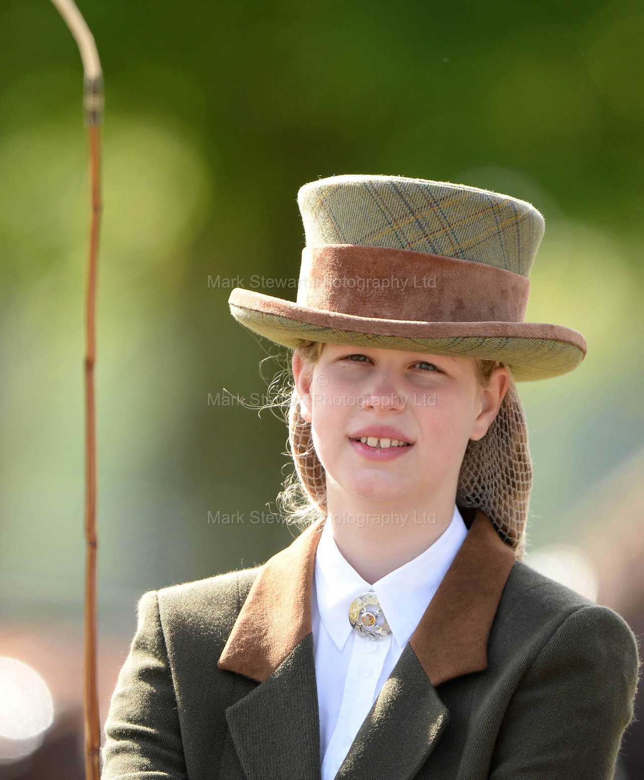 Mark Stewart | Thirteen year old Lady Louise Windsor takes over...