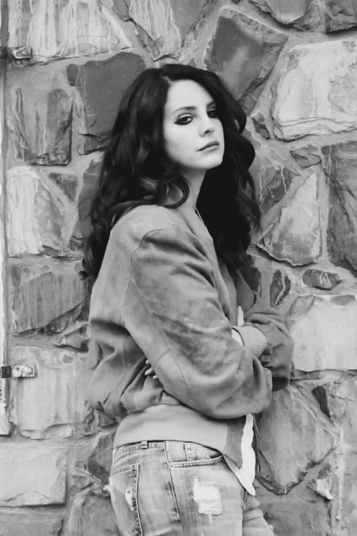 dailydelreygifs - Daily Lana Del Rey Gifs