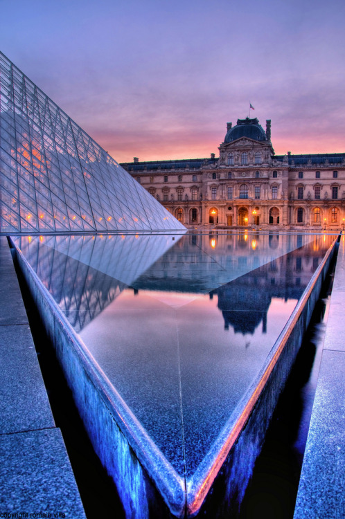 breathtakingdestinations:Louvre - Paris - France (von romvi)
