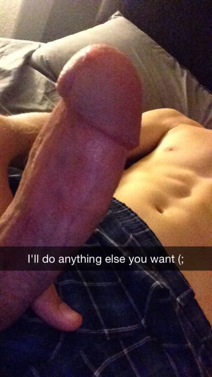 letmetakeadicpic:  Nothing better than a guy showing off what he’s got! If you’d like to add your own submit or send them to letmetakeadicpic@gmail.com