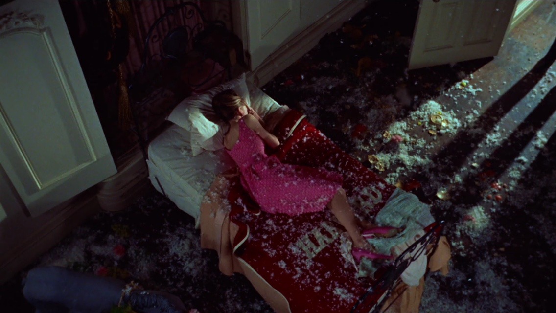 strawberry-velvet:  Holly Golightly’s apartement 