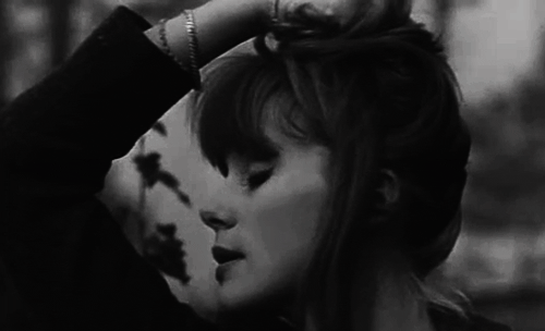 violentwavesofemotion:  Françoise Dorléac in La Peau Douce (The Soft Skin) dir.