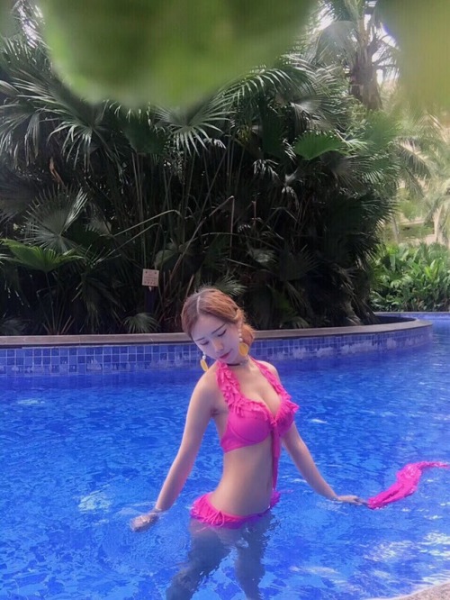 sex-videosss: 少儿不宜 快来约我 快来约我！