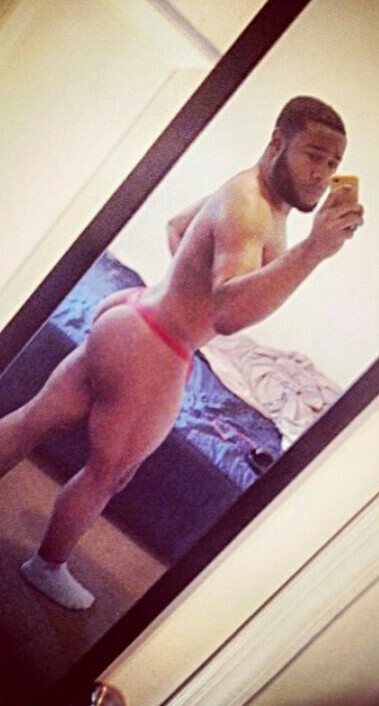 bigbootykings:  TO SUBMIT ASS PICTURES (ONLY): KIK: BigBootyKings  -for more ass FOLLOW www.bigbootykings.tumblr.com- #bigBOOTYkings