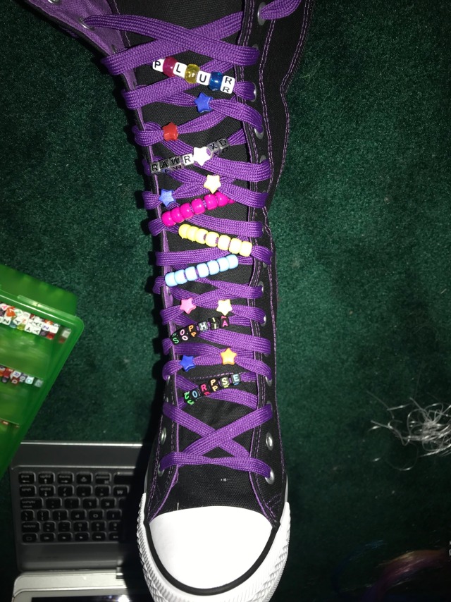 knee high converse knee high converse