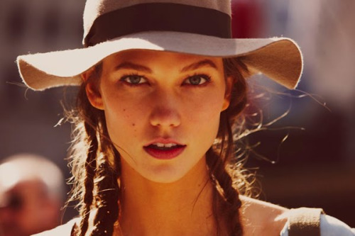 stars-on-the-rise:  More @ http://stars-on-the-rise.tumblr.com 