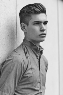 hairflips:Thomas Tollstedt  ph: cecilieharris The perfect Men’s Hairstyle is just a Hairflip away. 
