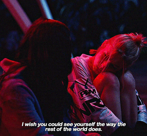 JULES VAUGHN In EUPHORIA | 2x02: Out Of Touch