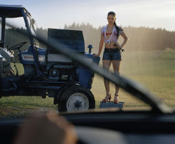 bulldogs-und-moepse:  Cathrine Stukhard PhotographySeptember - Jungbauernkalender DE 2006