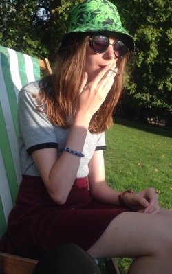 weed-lover96:  inhale-exhale-puffpuffpass:  weed-lover96  Yesterday at Hyde Park 💨 