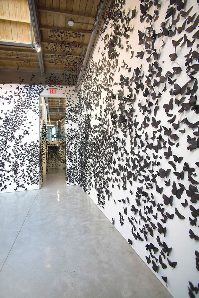 fer1972:  Black Cloud by Carlos Amorales. An Installation made of 30,000 Paper Moths