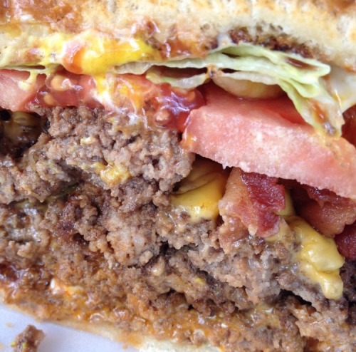 whatlifetimeisthis:  thotdreyhepburn:  blkoutqueen:  jiahpleasechill:  afro-arts:  Ann’s Snack Bar  ✨Home of the world famous Ghetto Burger!✨  Atlanta, GA  CLICK HERE for more black owned businesses!   B I T C H  Yo wait this is where I live  Miss