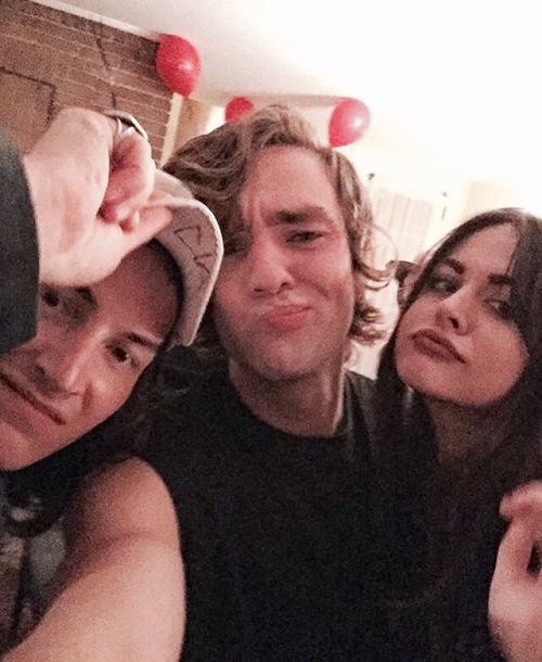 francesbeanarchive:Frances Bean Cobain and friends at Matte’s birthday party.