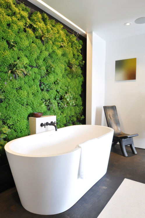 m-wear:  Custom Built Open Walk in Showers 