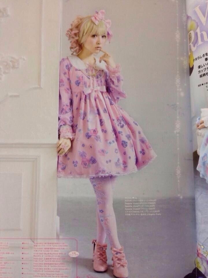aralunanim:  Angelic pretty “Sweetie Violet” 출처 