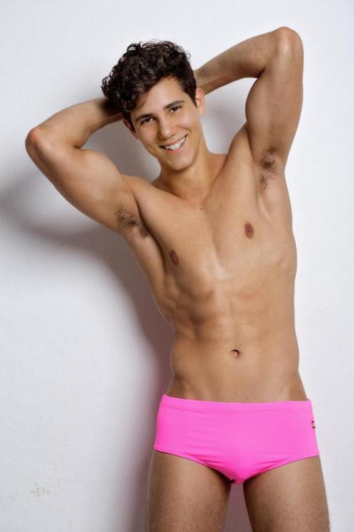 GUILHERME TAVARES 