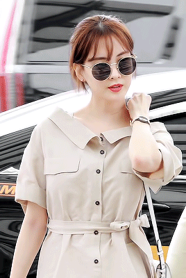 choisooyyoung:180430 // Seohyun on her way to Bali ☀️
