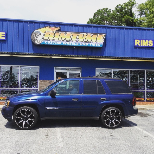 2004 chevy trailblazer custom best sale