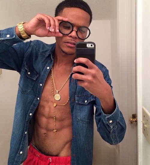 1choyce:  Chad is oh so sexy ☺️😊😛