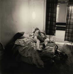 tournevole:Couple in Bed Under a Paper Lantern,