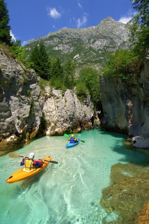 Kayaking on Soča River, Slovenia (via holidayspots4u).