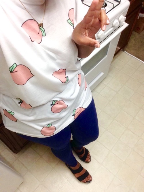 ootdsofme: Happy blackout! I’m cleaning in cute new clothes!  Gonna be so productive today!