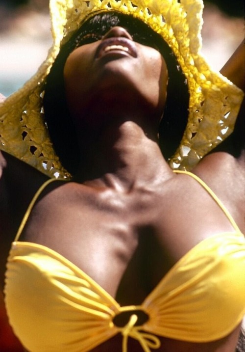 Dark-skinned pin-up of the 1970s, Sylvia Bayo, poses in a bikini for a series of test shots original