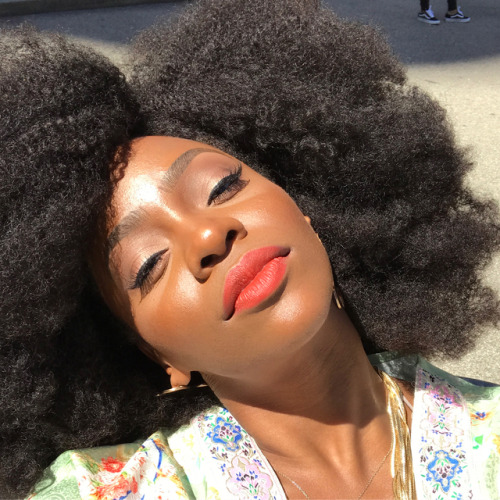 Teyonah Parris’ hair appreciation