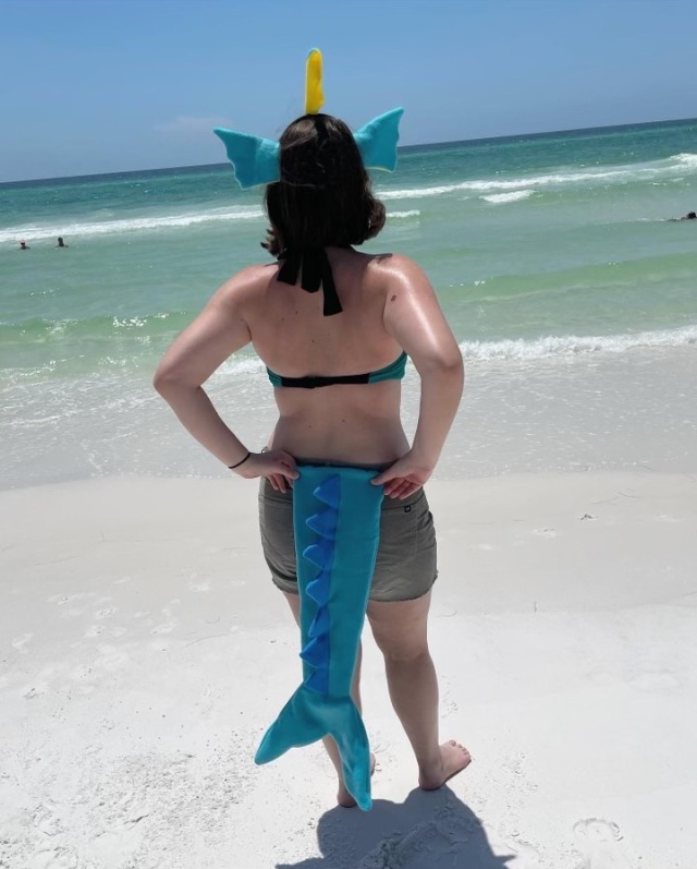 Beach fun with Vaporeon!