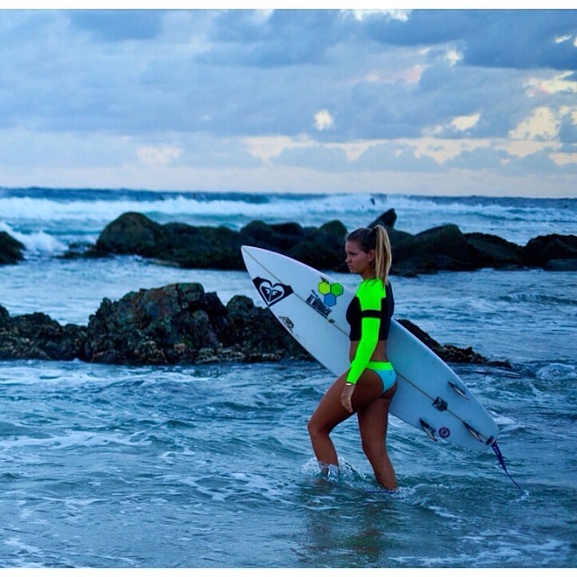 lahiiipower:  Bruna Schmitz. 
