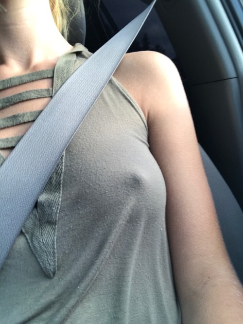 Sex nak3dness:  Making these long drives fun👅 pictures