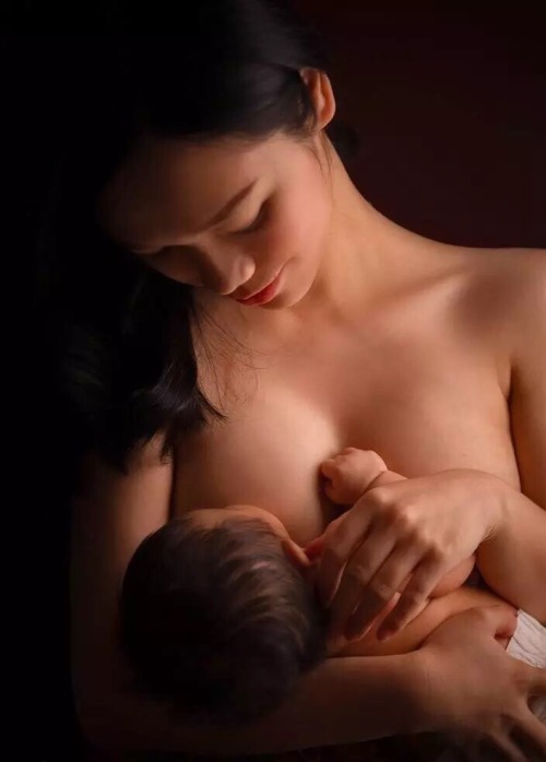jcstud:  Breast Feeding Young Chinese Woman