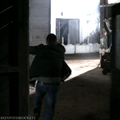 runwithrockets:  the episode where Dean did exactly what a sane person would do 