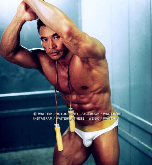 Viva!Asian hunks!