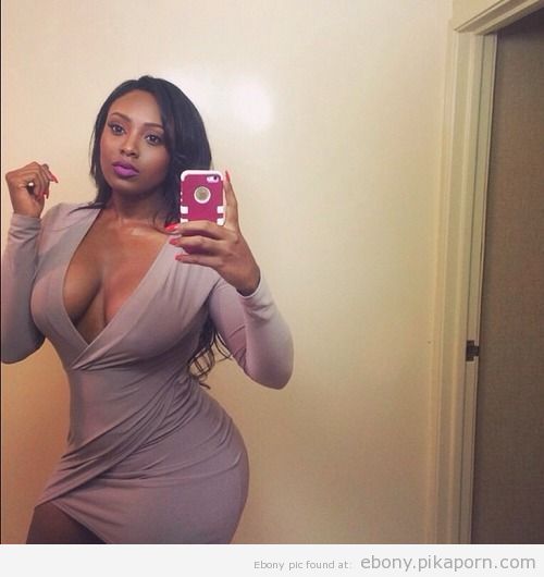 ebonyslutsvideo:  Black girl videos here