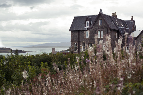 marbellemarbeau:  The House on the Hill, Oban, Scotland. Photography by Melissa Hill 