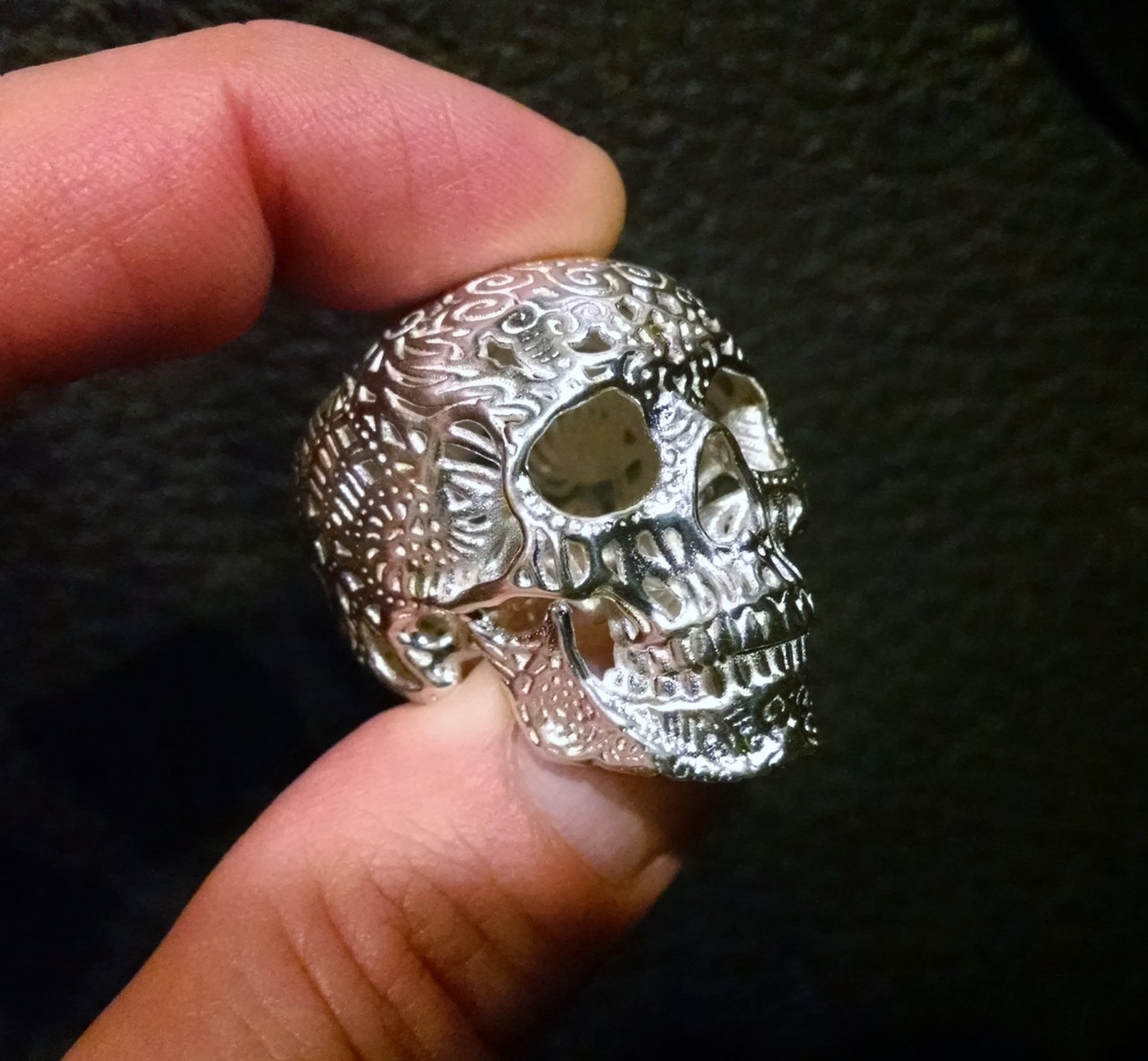 opens-at-nightfall:The Calavera souvenirs one can find on Dia de Muertos at the Circus