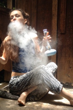 dankgirl420:  Floating on a cloud ☁️