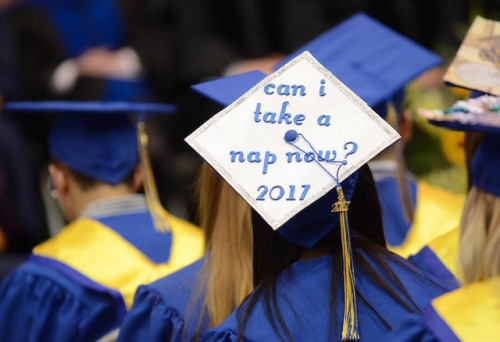 jackiereblogsthis: sixpenceee: A compilation of clever graduation caps. Here is the source for all these pictures. Thousands of tears later…  omg these are great xD