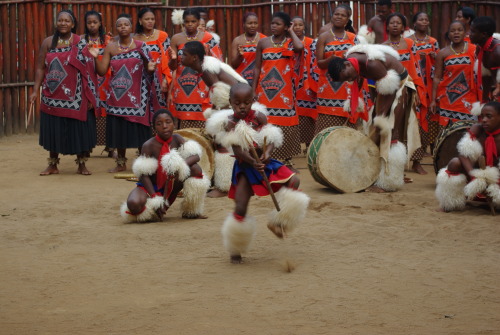 poussieresdempires:  Ezulwini, Swaziland 2009 (by Félix le Masne)